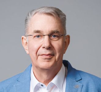 Сотрудник ООО «ЦЕНТРПЛЕМ»